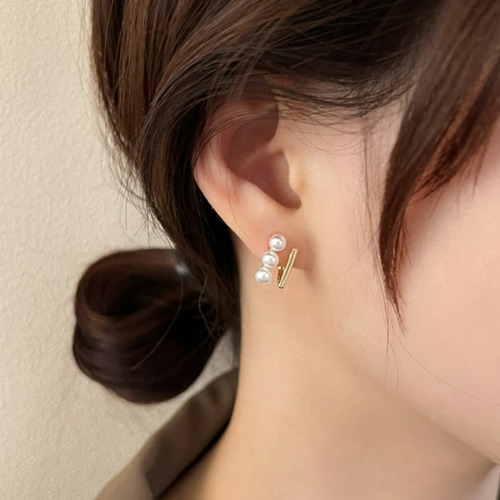 (92,5 Silver 은침) 우아한 트리플진주 귀걸이