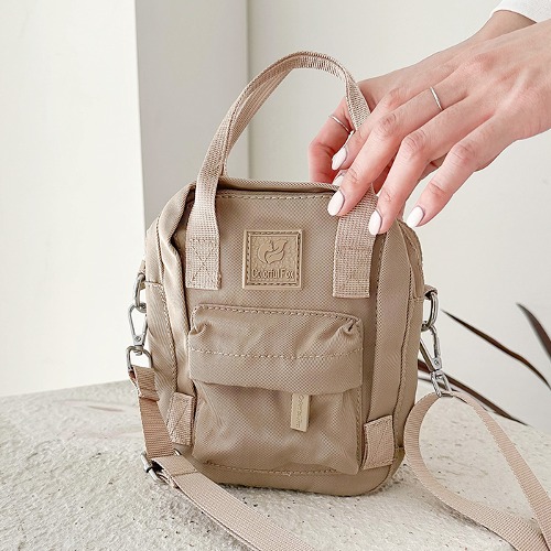 여성 도로시 미니 메신저 가방 2종(블랙+베이지)