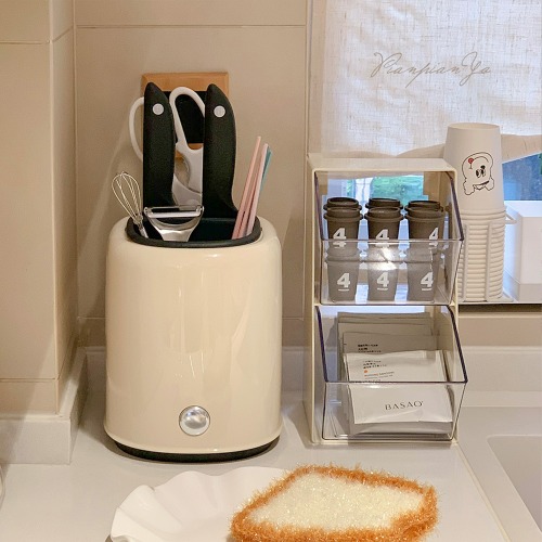 깔끔한 빈티지 칼꽂이 조리도구 보관함 수저통