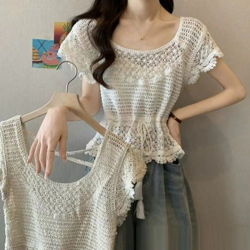 백크로스 페미닌 크로셰니트