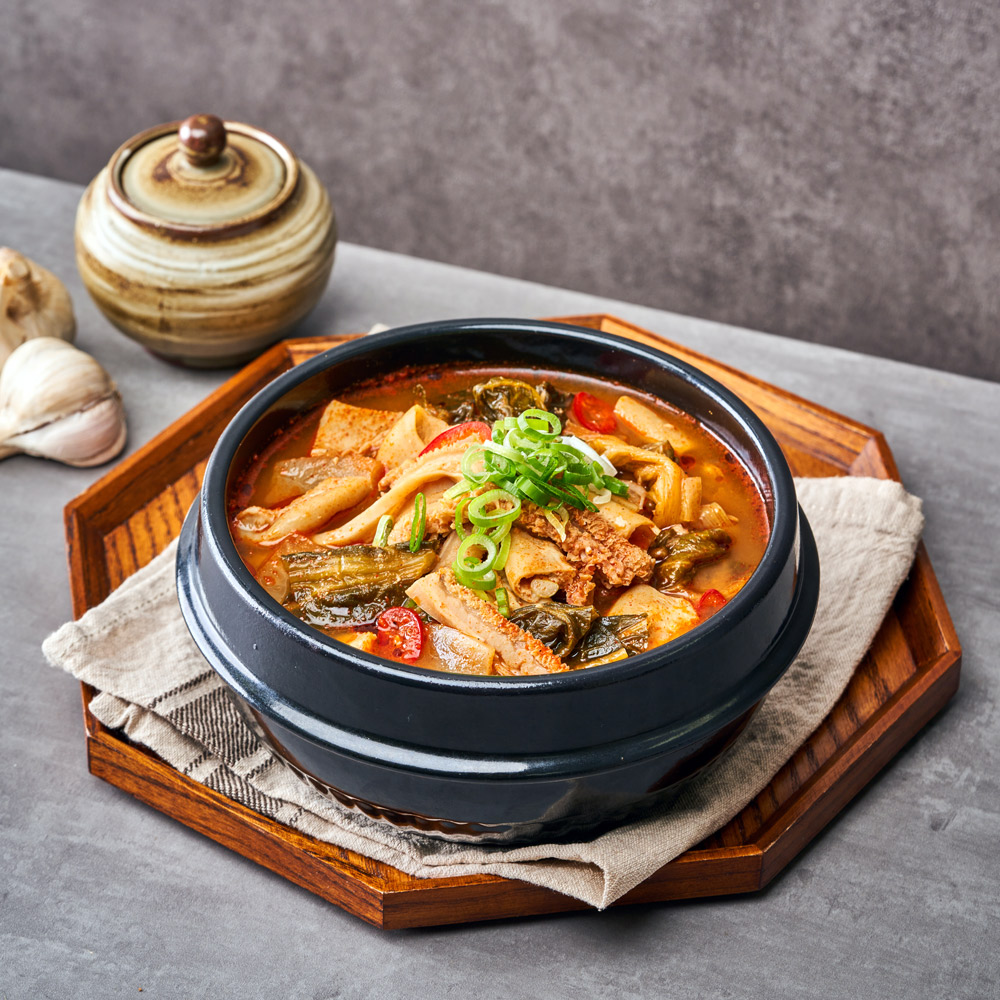 푸짐하고 진한 국물 소내장탕 750g